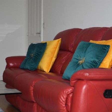 Classy Campbell Park Apartment, Balcony & Free Parking Milton Keynes Luaran gambar