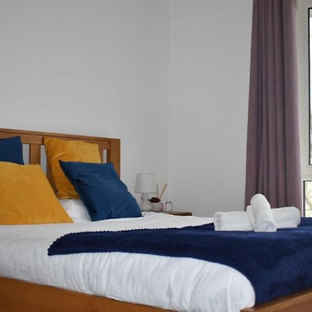 Classy Campbell Park Apartment, Balcony & Free Parking Milton Keynes Luaran gambar