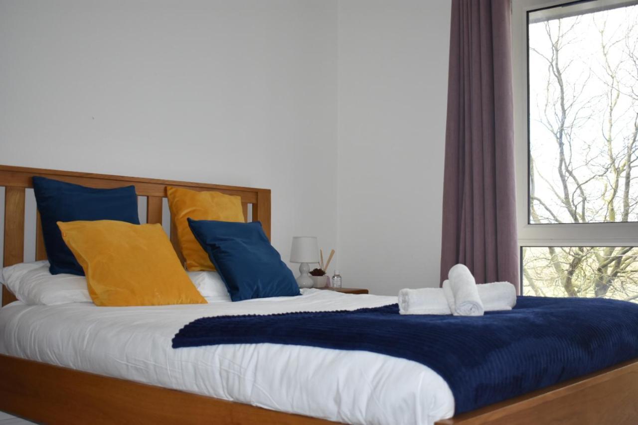 Classy Campbell Park Apartment, Balcony & Free Parking Milton Keynes Luaran gambar